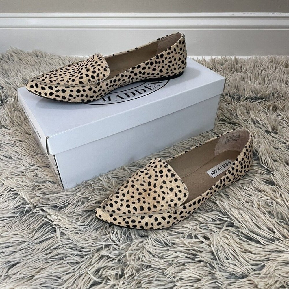 Steve Madden Feather Loafer Leopard Cheetah Print Flats Size 8.5 Pointed Toe